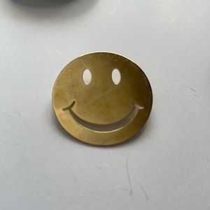Smiley-face 😃 Brooch